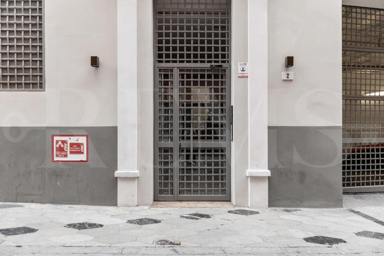 Dreamy Mediterranean Apartment With Parking - Center By Rems Málaga Esterno foto