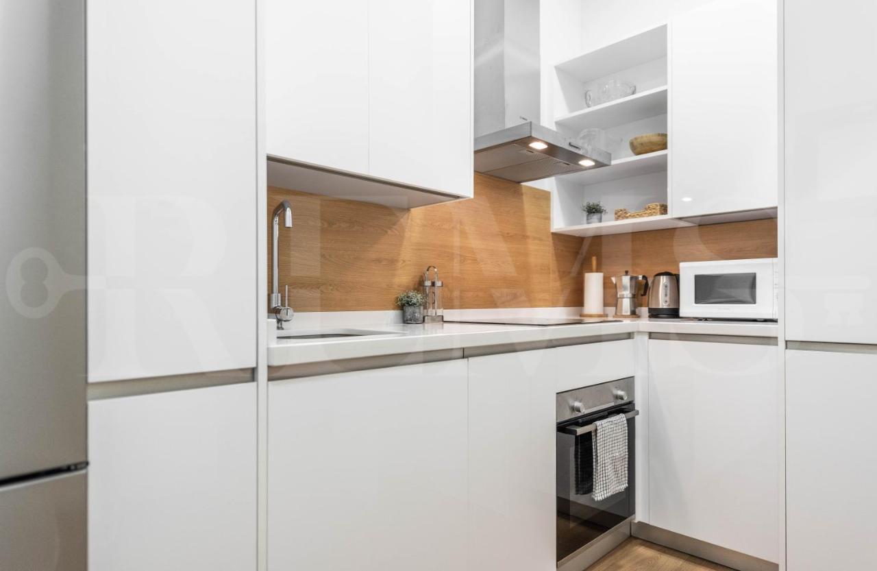 Dreamy Mediterranean Apartment With Parking - Center By Rems Málaga Esterno foto